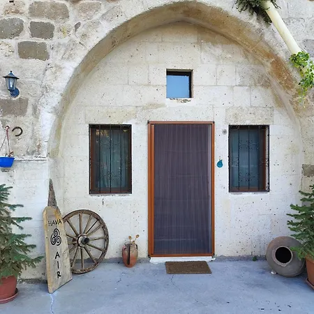 Deep Cave House Ferienhaus